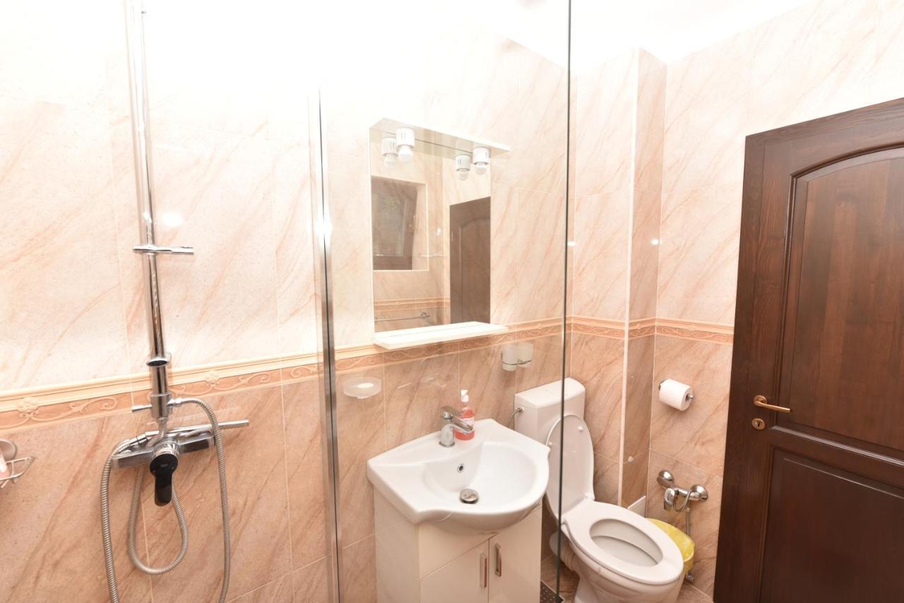 Hotel Casa Andrei à Orşova Extérieur photo